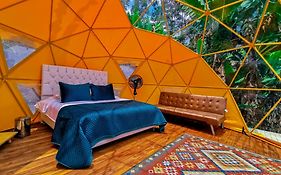 Hotel Bajo El Cielo Glamping San Francisco